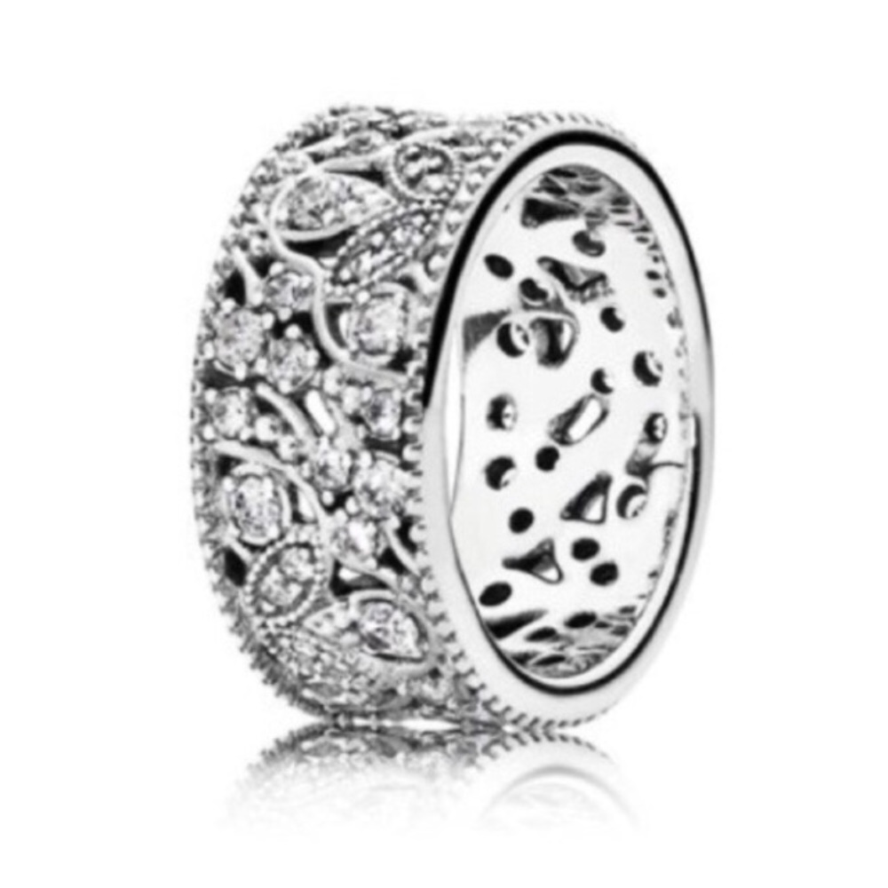 Pandora Shimmering Leaves Sterling Silver CZ Ring